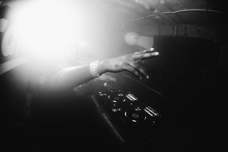 Rave to the Grave by Yushy